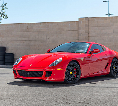 Фото дисков HRE P101SC на Ferrari 599