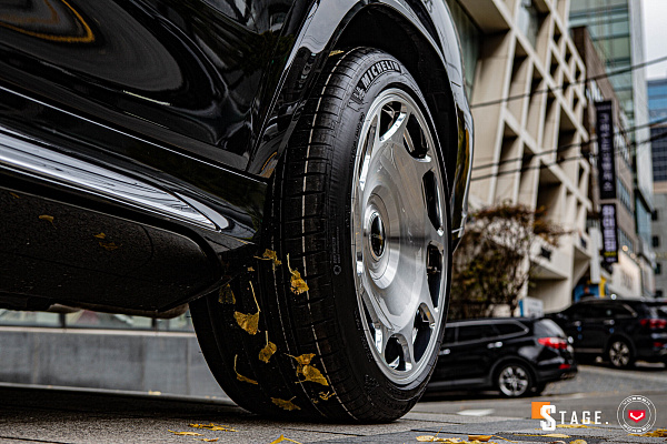 Фото дисков Vossen S17-19T Глянцевый лак на Mercedes-Benz GLS (X167)