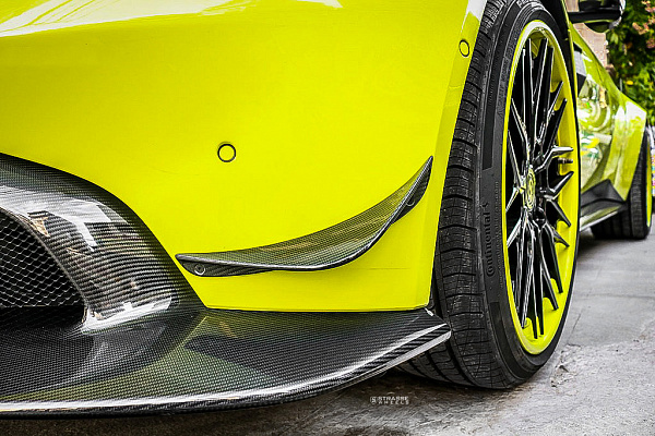 Фото дисков Strasse Wheels SV10M Deep Concave FS Другой цвет на Aston Martin Vantage 2