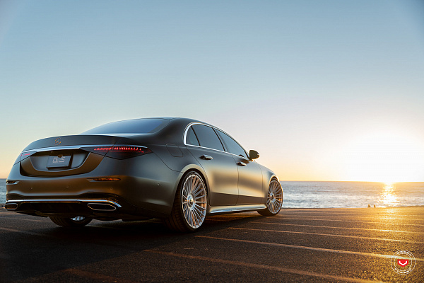 Фото дисков Vossen S17-13 Глянцевый лак на Mercedes-Benz S-Class (W223)
