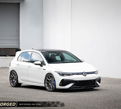 Фото дисков BC Forged KZ15 на Volkswagen Golf VIII