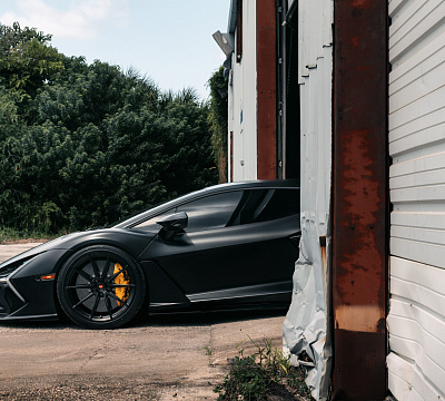 Фото дисков Vossen VPS-1 на Lamborghini Revuelto