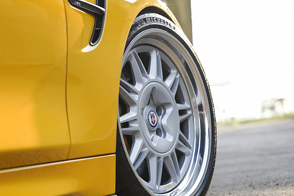 Фото дисков HRE 528 Серебро на BMW 4/M4 (F32/F82)