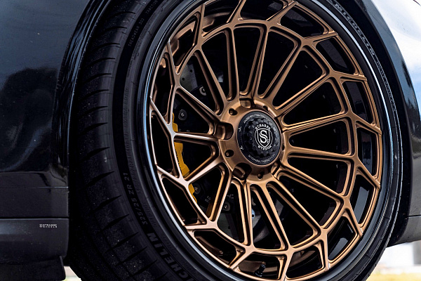 Фото дисков Strasse Wheels SV15FF Deep Concave FS Сатиновая бронза на Porsche 911 VII