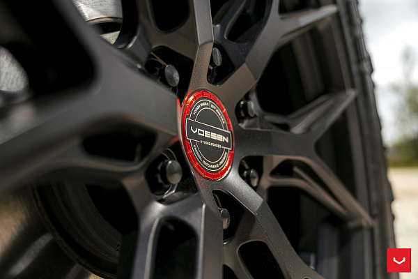 Фото дисков Vossen HF6-4 Черный сатин на Ford F-150 XIII