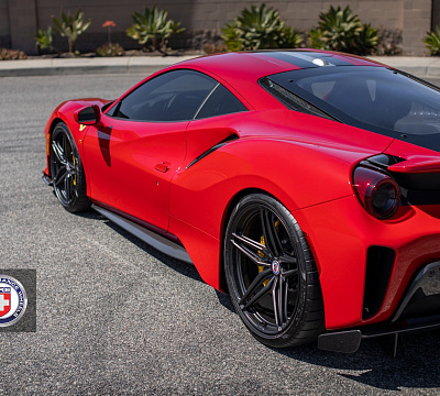 Фото дисков HRE P107SC на Ferrari 488