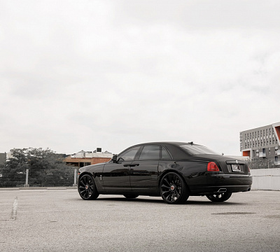 Фото дисков Savini SL1 на Rolls-Royce Ghost I