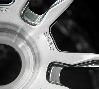 ADV.1 ADV5.2 M.V2 CS