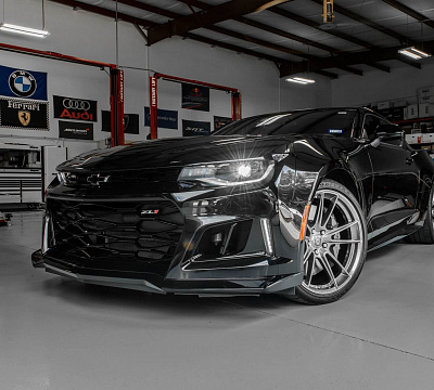 Фото дисков HRE FF04 на Chevrolet Camaro VI
