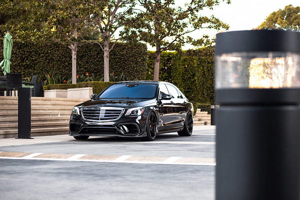 Фото дисков HRE P107 Черный глянец на Mercedes-Benz S-Class (W222, C217)