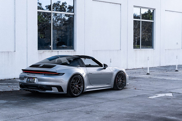 Фото дисков Anrky AN10 Глянцевый лак на Porsche 911 VIII