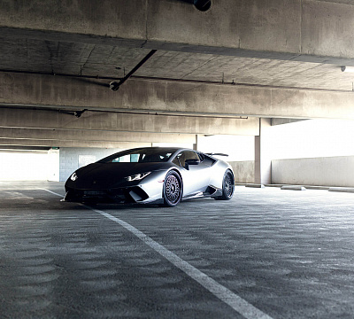 Фото дисков HRE 501 на Lamborghini Huracan