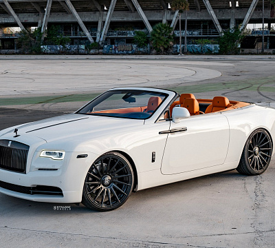 Фото дисков Strasse Wheels SV15T Deep Concave Duoblock RR на Rolls-Royce Ghost I