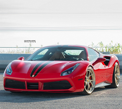 Фото дисков Strasse Wheels SM5RT Deep Concave FS на Ferrari 488