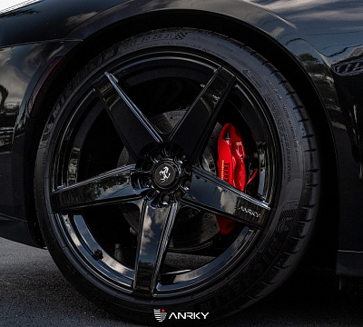 Фото дисков Anrky RS5.1 на Ferrari GTC4Lusso