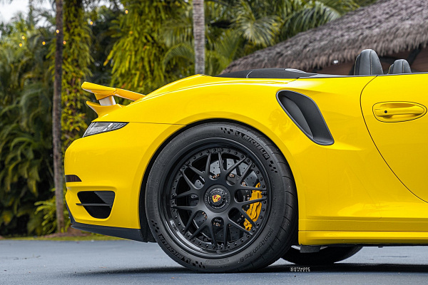 Фото дисков Strasse Wheels SV8 Performance Черный матовый на Porsche 911 VII