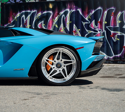 Фото дисков Anrky S3-X3 на Lamborghini Aventador
