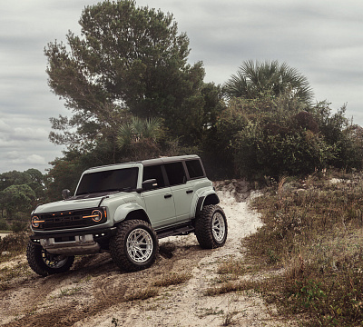 Фото дисков Vossen HFX-1 (6-Lug) на Ford Bronco