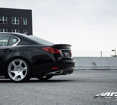 Фото дисков MRR VP3 на Lexus GS IV