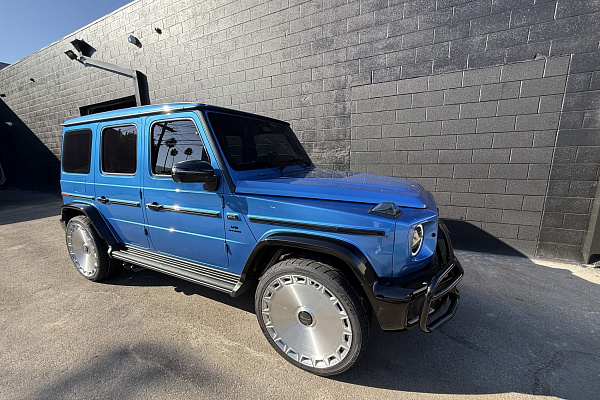 Фото дисков Giovanna Dicotto Глянцевый лак на Mercedes-Benz G-Class III