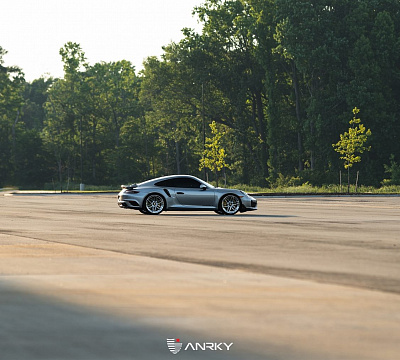 Фото дисков Anrky AN26 на Porsche 911 VII