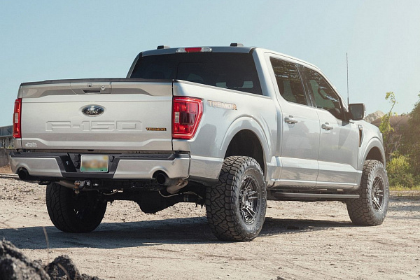 Фото дисков 4PLAY 4PS01 Черный сатин на Ford F-150 XIV