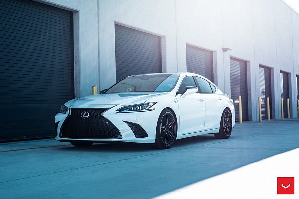 Фото дисков Vossen HF-1 Алмазная проточка на Lexus ES VII