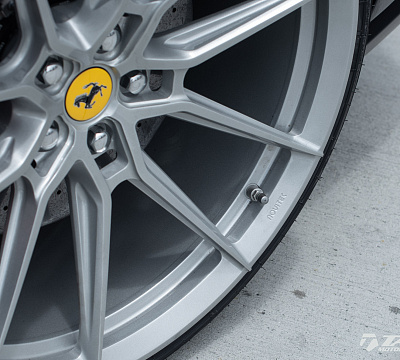 Фото дисков NOVITEC NF8 на Ferrari Portofino