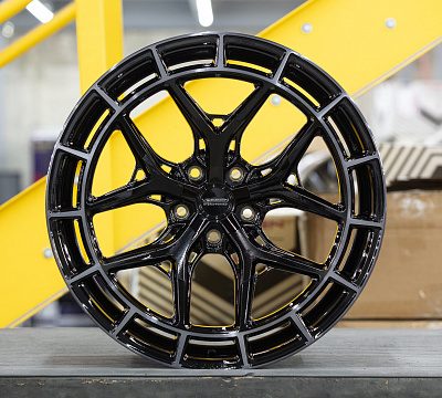 Vossen HFX-1 (5-Lug)