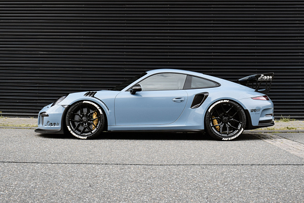 Фото дисков Brixton Forged CM5-R Черный глянец на Porsche 911 VII