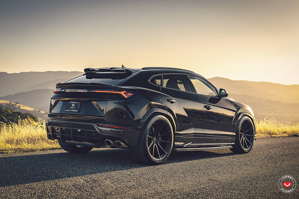 Фото дисков Vossen M-X2 Черный сатин на Lamborghini Urus