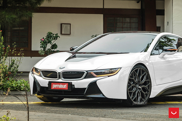 Фото дисков Vossen HF-2 Сатиновый графит на BMW i8