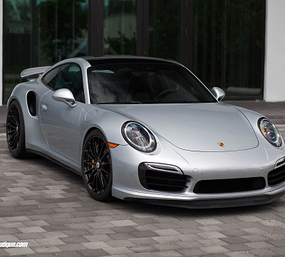 Фото дисков HRE P103 на Porsche 911 VII