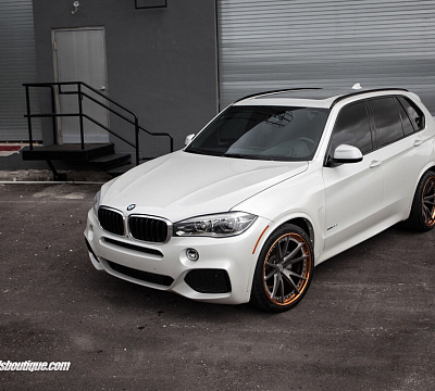 Фото дисков HRE S104 на BMW X5/X5 M (F15/F85)