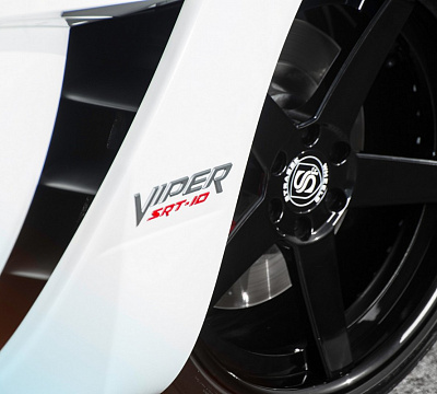 Фото дисков Strasse Wheels S5 Deep Concave на Dodge Viper