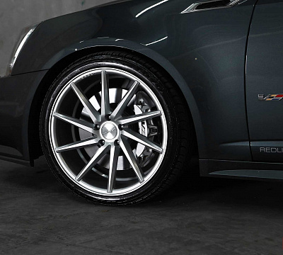 Фото дисков Vossen CVT на Cadillac CTS II