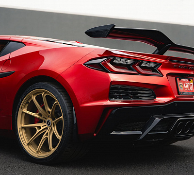 Фото дисков Brixton Forged PF11 R / RS на Chevrolet Corvette C8