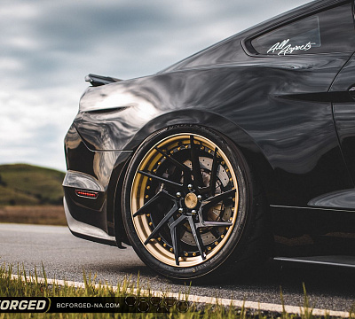Фото дисков BC Forged HCA218 на Ford Mustang VI