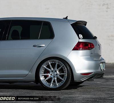 Фото дисков BC Forged HCA382 на Volkswagen Golf VII