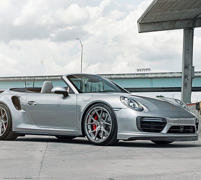 Фото дисков Strasse Wheels SM5R Deep Concave Duoblock на Porsche 911 VII