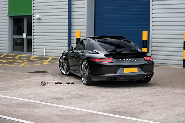 Фото дисков HRE S107 Сатиновый графит на Porsche 911 VII