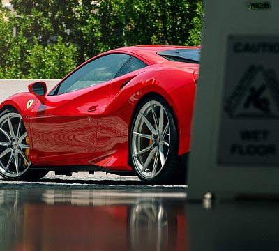 Фото дисков Vossen EVO-2 на Ferrari F8