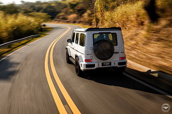 Фото дисков Vossen UV-3 Черный сатин на Mercedes-Benz G-Class III