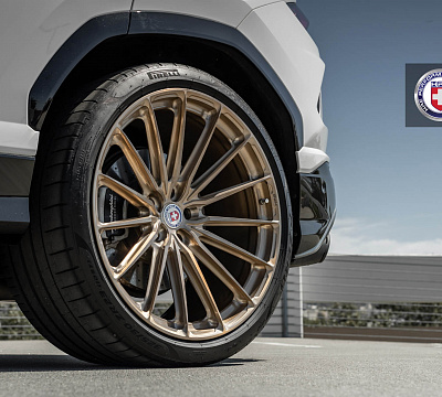 Фото дисков HRE P103SC на Lamborghini Urus