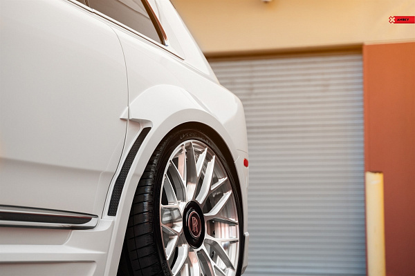 Фото дисков Anrky AN20 Глянцевый лак на Rolls-Royce Cullinan