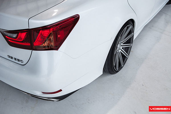Фото дисков Vossen CV4 Алмазная проточка на Lexus GS IV