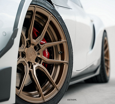 Фото дисков Strasse Wheels SV5 Deep Concave Duoblock на Toyota Supra A90