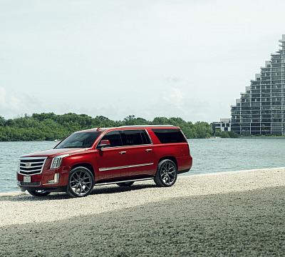 Фото дисков Vossen HF6-4 на Cadillac Escalade IV