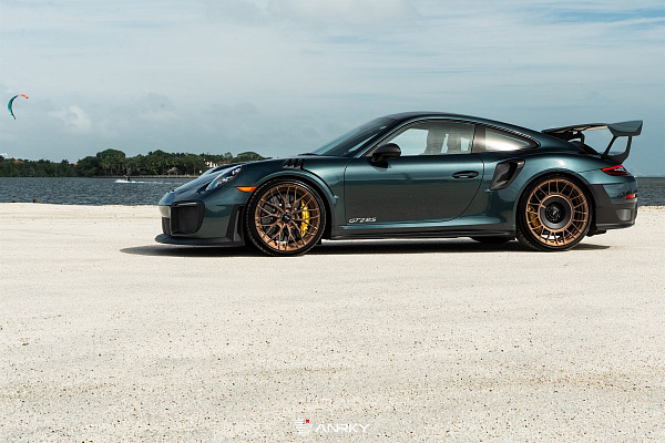 Фото дисков Anrky AN20 Aerosport Сатиновая бронза на Porsche 911 VII