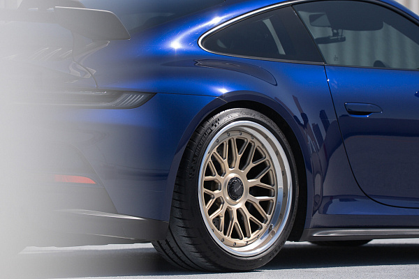 Фото дисков Vossen GEN-03 (3-piece) Сатиновая шампань на Porsche 911 VIII